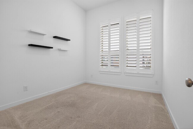 Building Photo - 16607 Lake Austin St