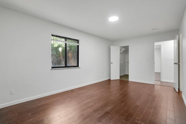 Building Photo - 3446 Bufford Ct