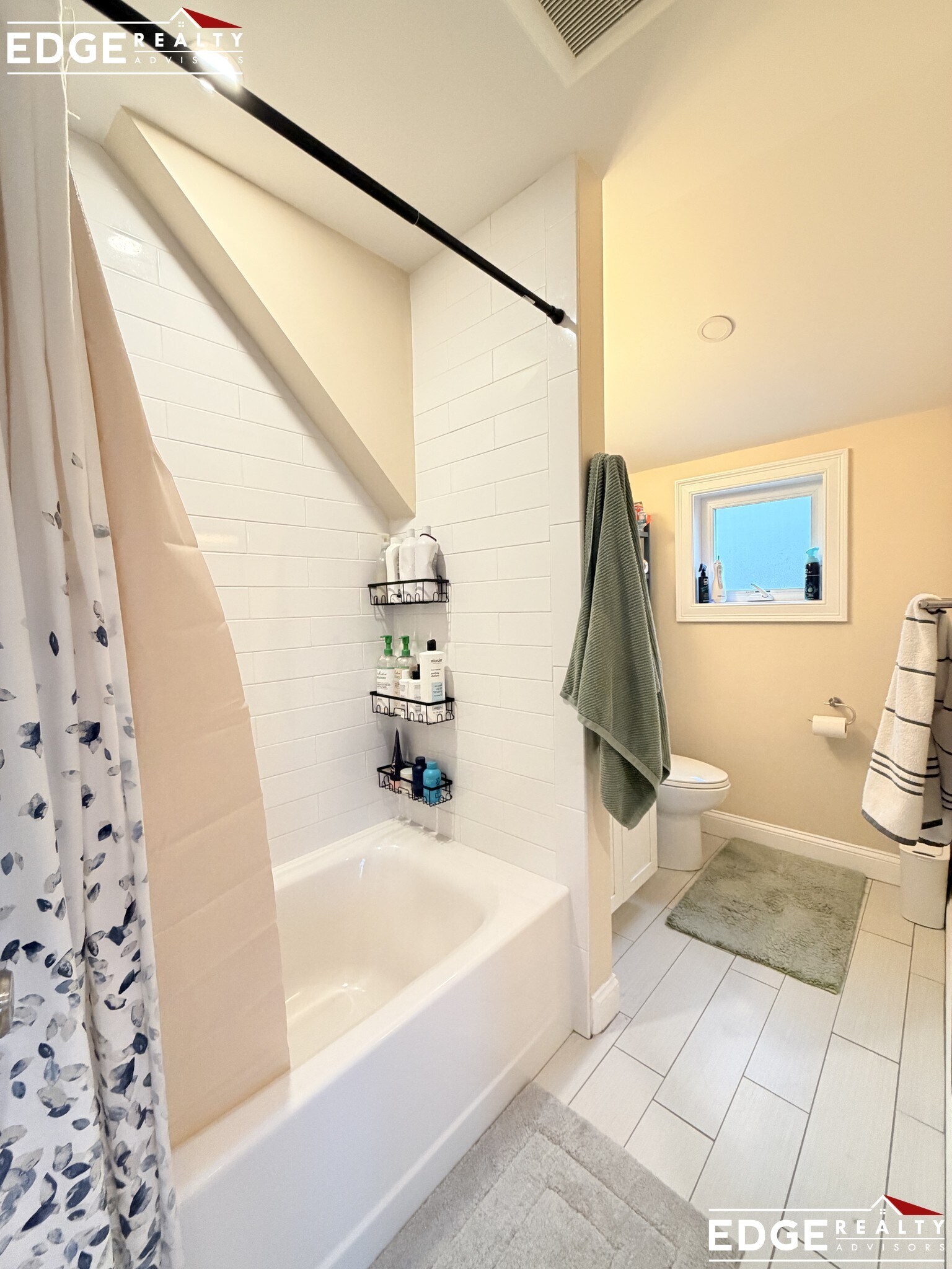 Building Photo - 30 Winship St