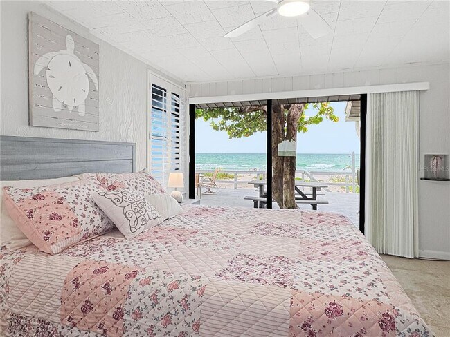 Building Photo - 2823 Gulf of Mexico Dr