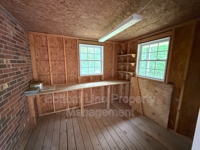 Building Photo - 4050 Leafmore St