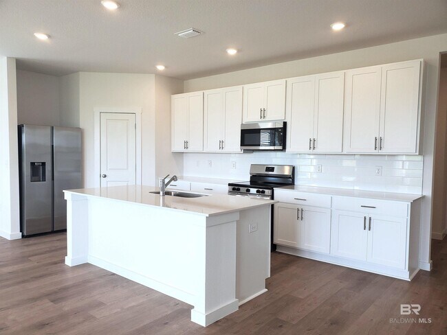 Building Photo - 3840 Casita Cir