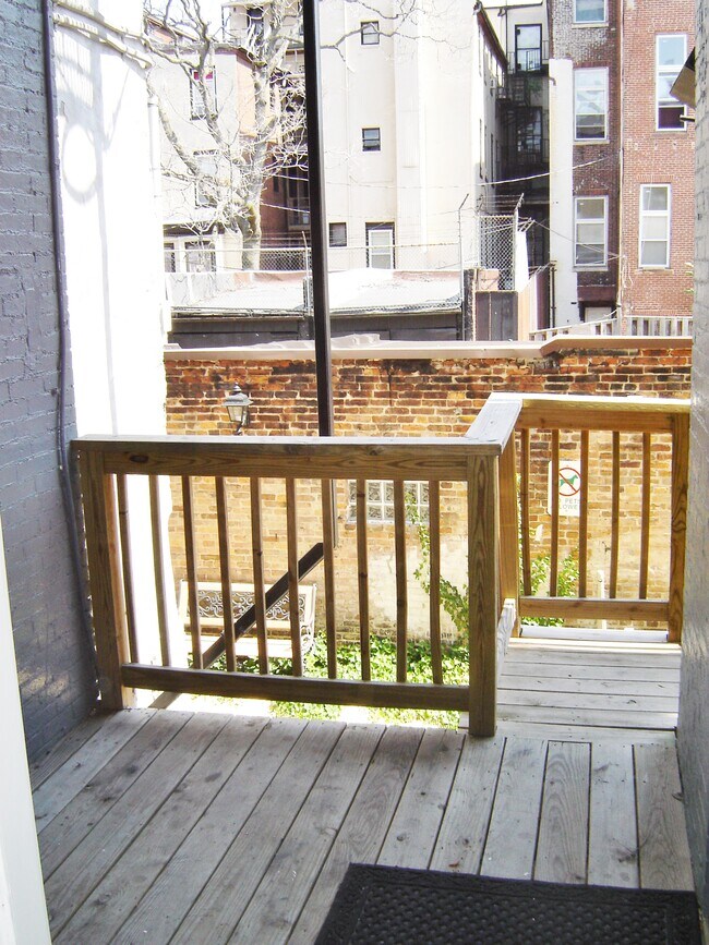 Building Photo - 1401 Madison Ave