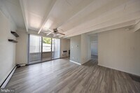 Building Photo - 100 E Glenolden Ave