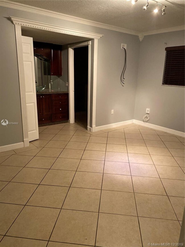 Building Photo - 12721 NW 102nd Pl