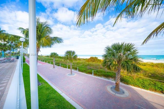 Building Photo - 5701 Collins Ave