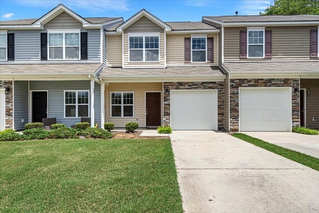 Building Photo - 10312 Cloyne Ct