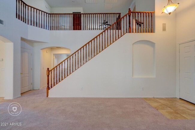 Building Photo - Gorgeous 4 Bed 3 Bath 3 Car home in Peoria with community Pool