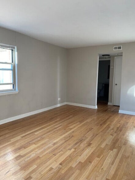 Building Photo - 4920 Mulford St