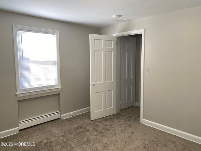 Building Photo - 22-24 Oldfield Pl