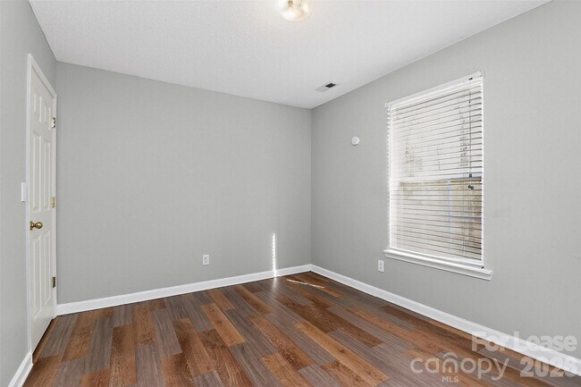 Building Photo - 6238 King George Dr