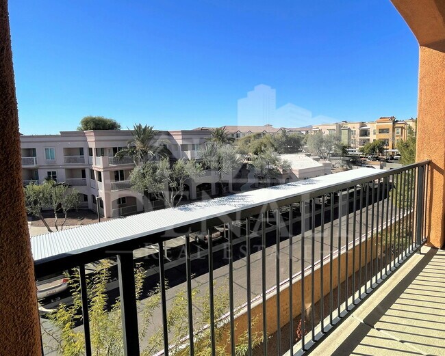 Building Photo - 14575 W Mountain View Blvd