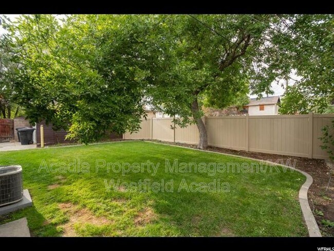 Building Photo - 137 E 600 N