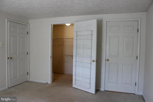 Building Photo - 3102 Cardinal Way