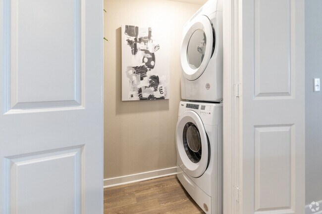 Building Photo - Stylish Katy Living + Special Savings!