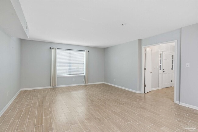 Building Photo - 3066 Rosa Del Villa Dr