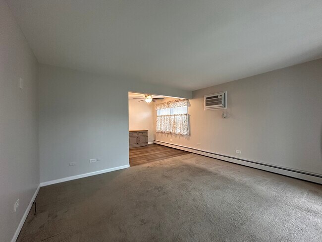 Building Photo - 4525 Elm Ave