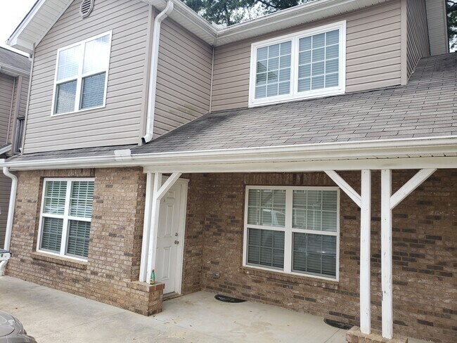 Front with brick - 604 Hampton Rd