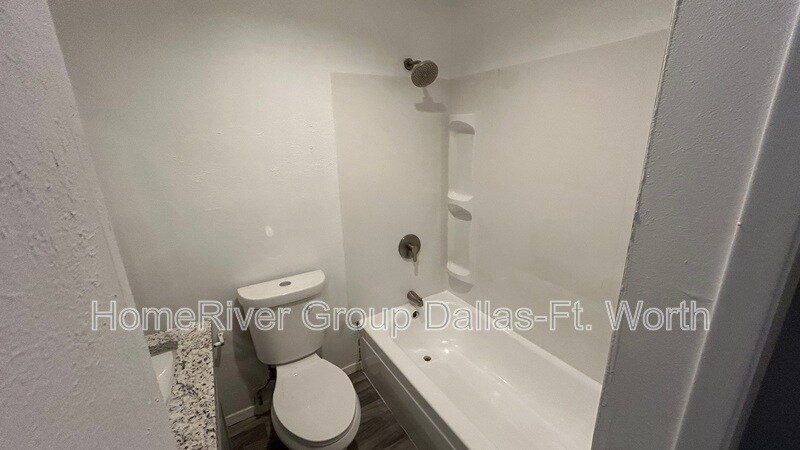 Building Photo - 4847 Haas Dr