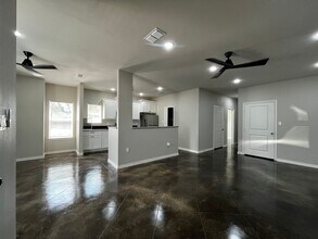 Building Photo - Country Road Triplex