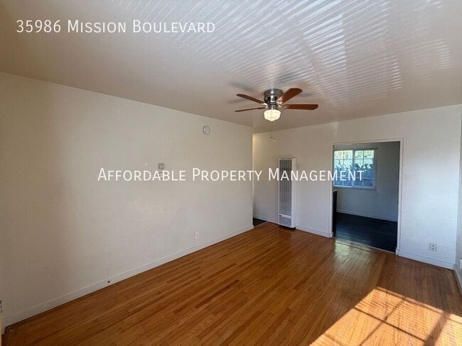 Building Photo - 35986 Mission Blvd