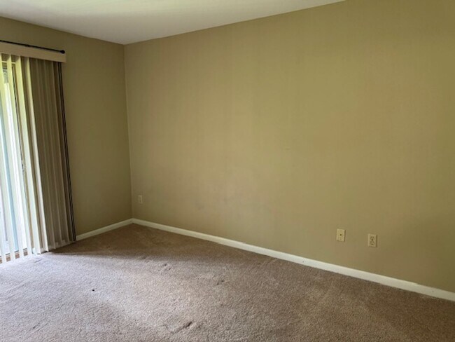 Building Photo - Condo Located at Borden Commons