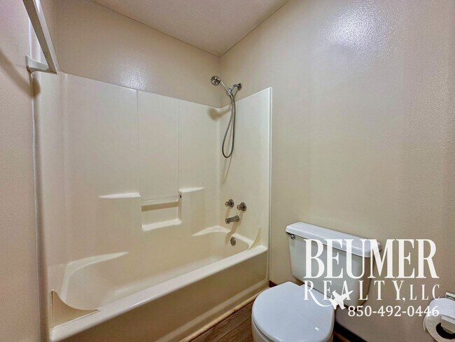 Building Photo - Lakefront Living Minutes to NAS & Perdido Beaches