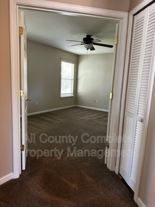 Building Photo - 4095 Pebble Brooke Circle South