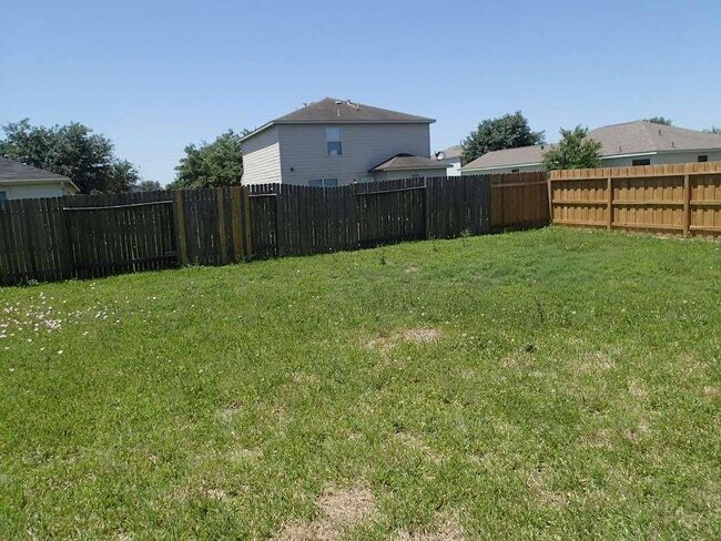 Building Photo - 6906 Lost Timber Ln