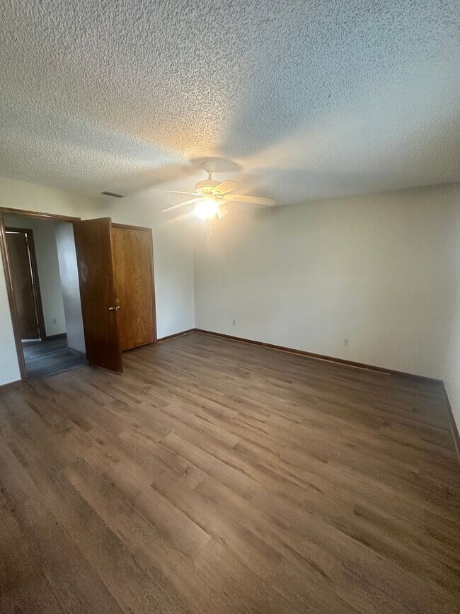 Building Photo - 3 Bedroom/2 Bath home in Valdosta