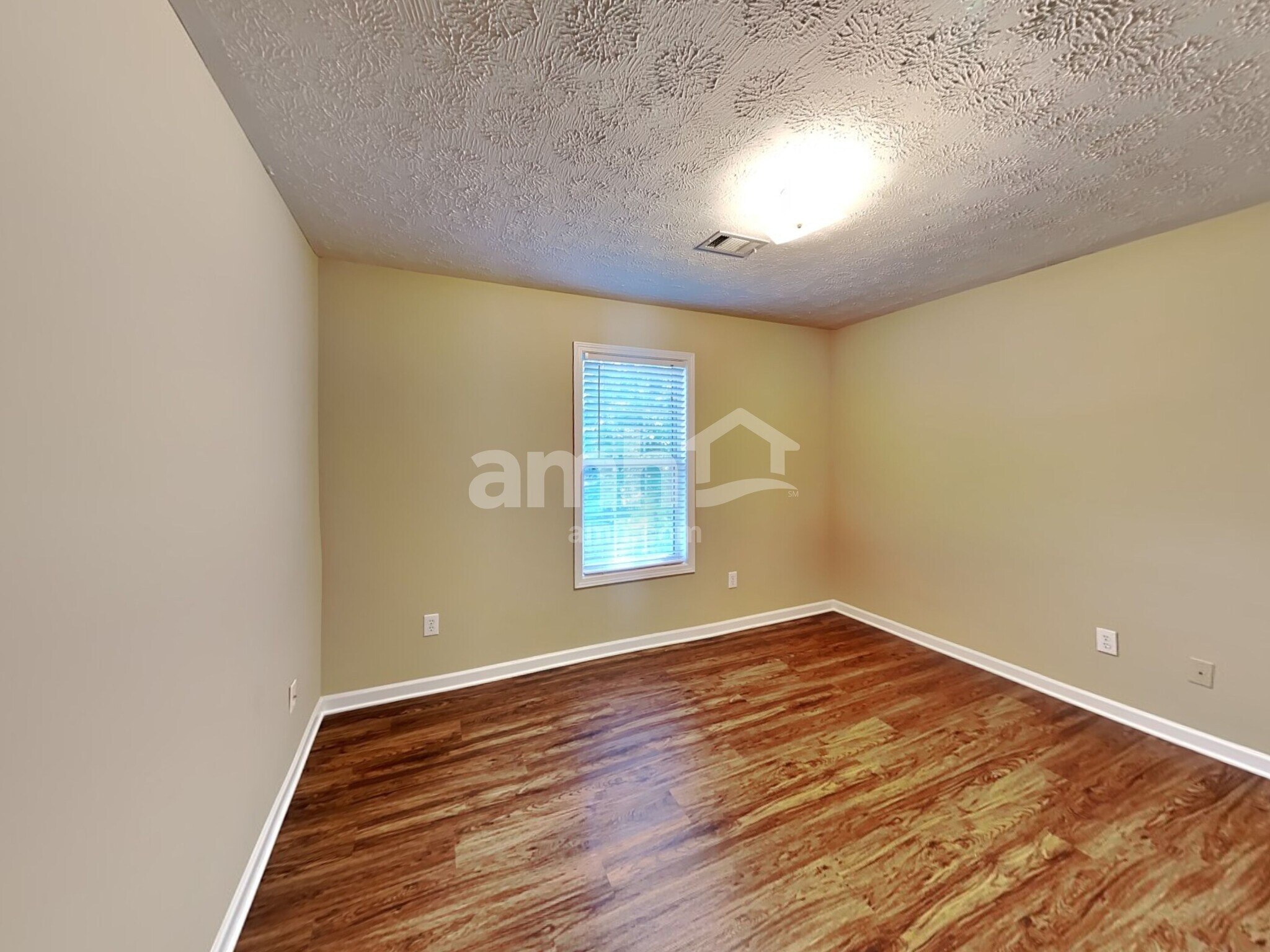 Building Photo - 4961 Heritage Crossing Dr SW