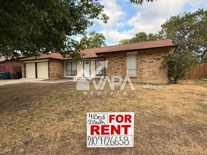 Building Photo - 13207 La Ventana St