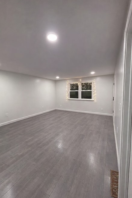 Building Photo - 156 Main St