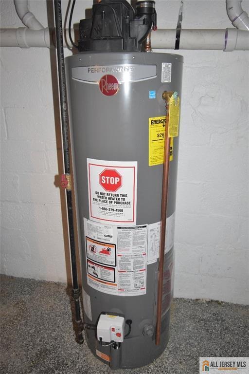 Building Photo - 1 Lee Ave