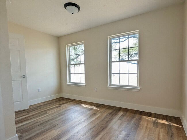 Building Photo - 12895 Blueberry Hill