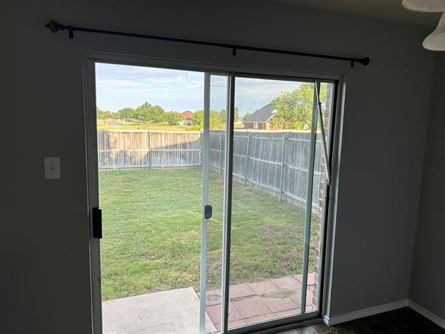Building Photo - 10773 Braemoor Dr