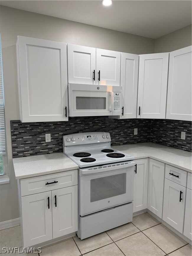 Building Photo - 4281 22nd Ave SW