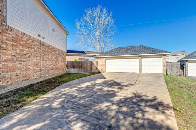 Building Photo - 14842 Grand Corral Ln