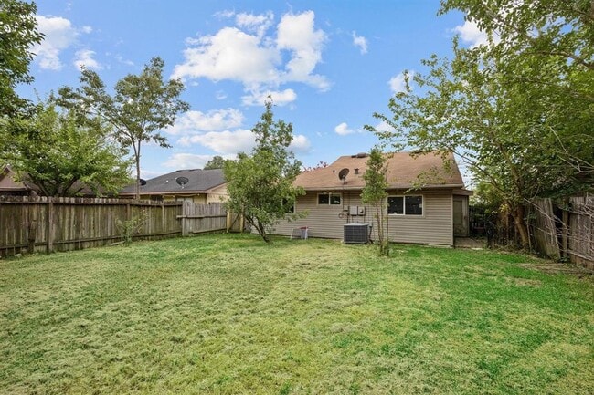 Building Photo - 12634 Monaco Rd