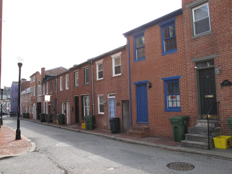 Building Photo - 1028 Patapsco St