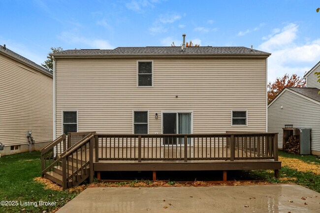 Building Photo - 9505 River Trail Dr