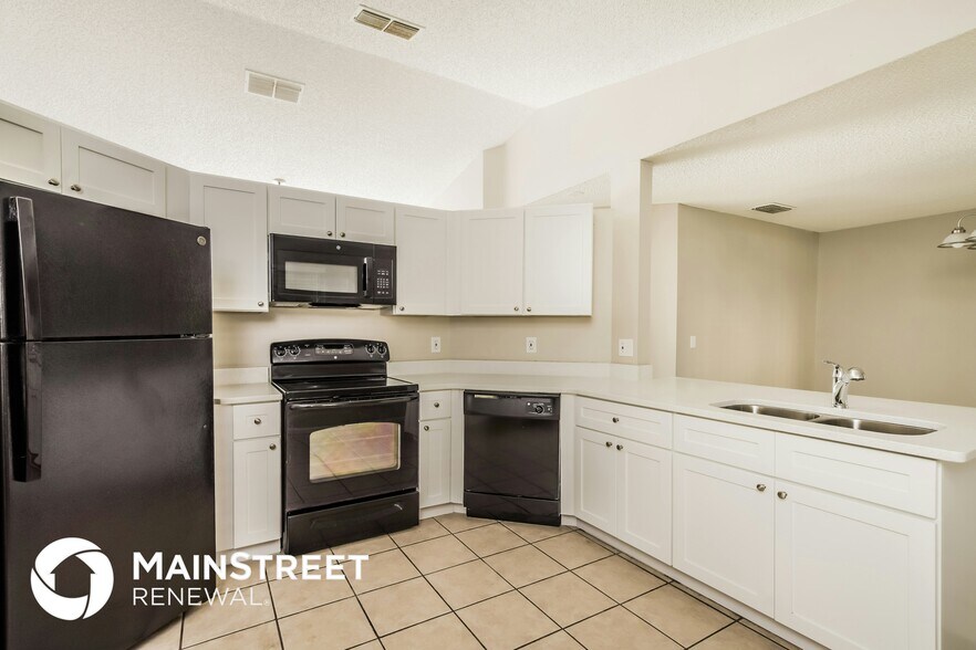Building Photo - 619 Regency Way