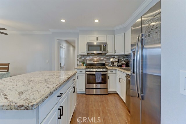 Building Photo - 1650 Iowa St