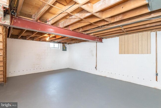 Building Photo - 37 Cardor Ct