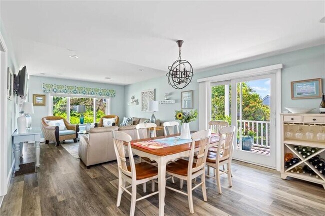 Building Photo - 26 Walcott Ave