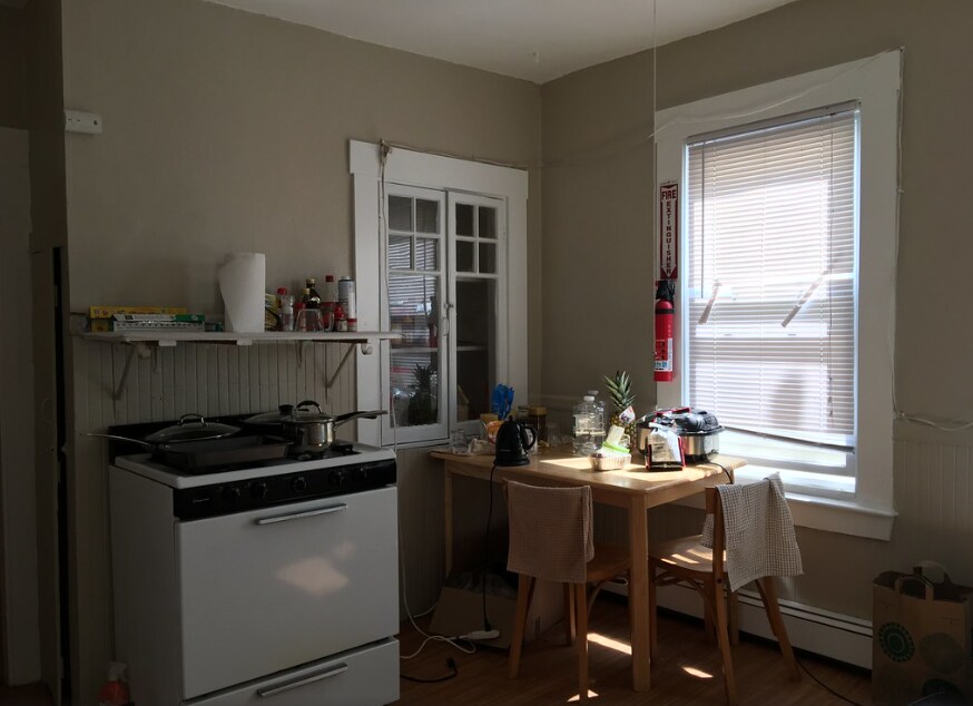 Building Photo - 350 Windsor St