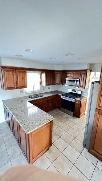 Building Photo - 5N575 Abilene Trl