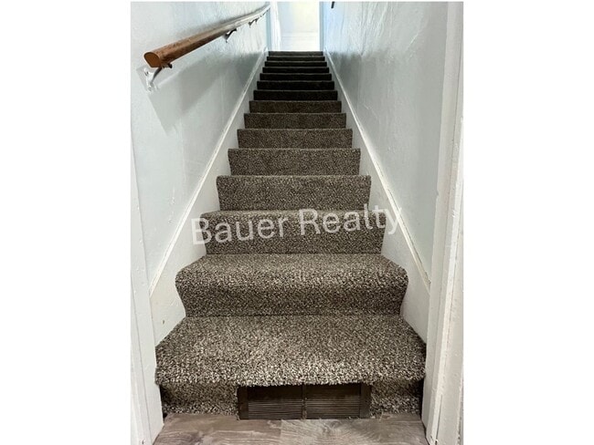 Building Photo - Renovated Three Bedroom Home