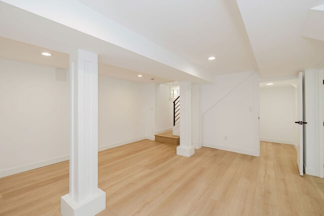 Building Photo - 1520 Morgan Rd NW