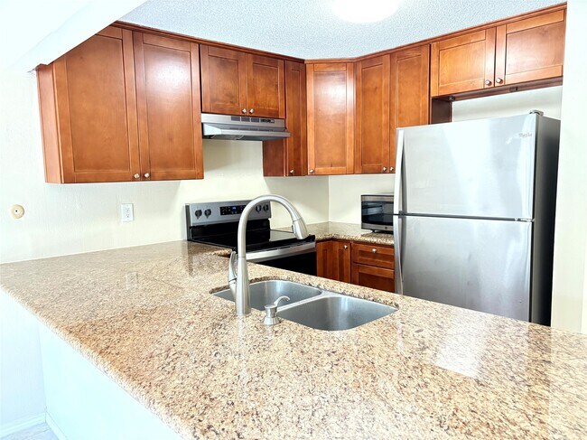 Building Photo - 11526 Village Pl Dr